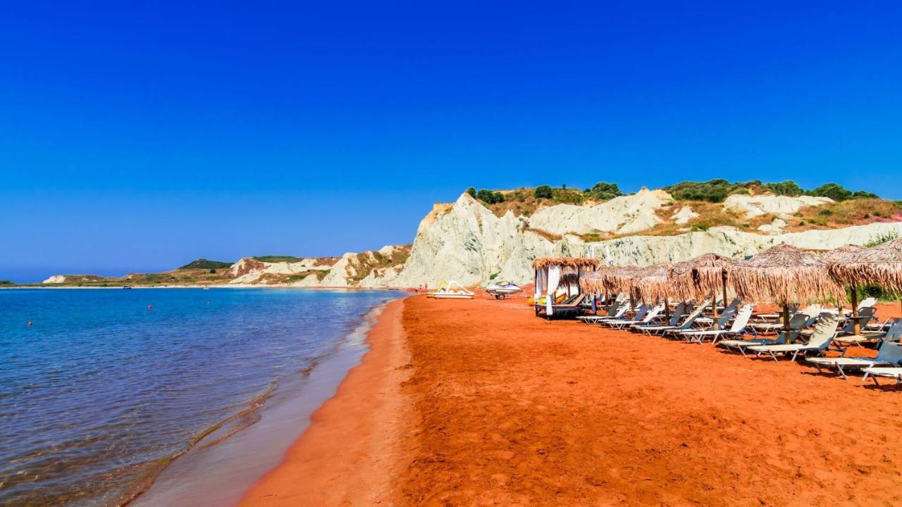 XI Village Xi Beach Exterior photo
